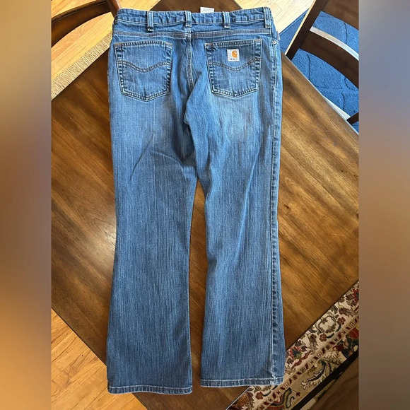 Carhartt Women’s Traditional Fit 12X30 Jeans - Picture 3 of 7